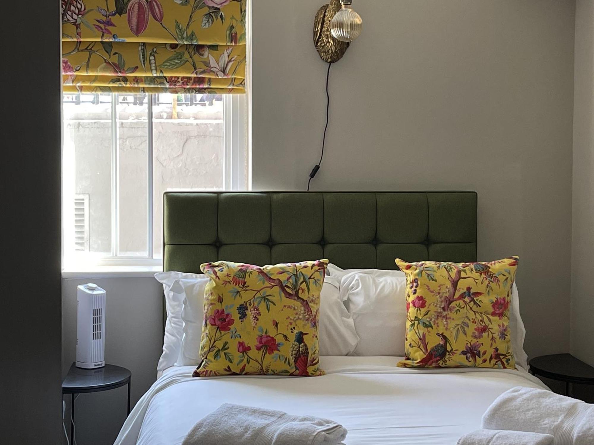Chapter 1 Hotels 韦茅斯 客房 照片